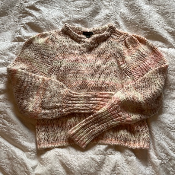 cropped muted rainbow sweater - Picture 3 of 10